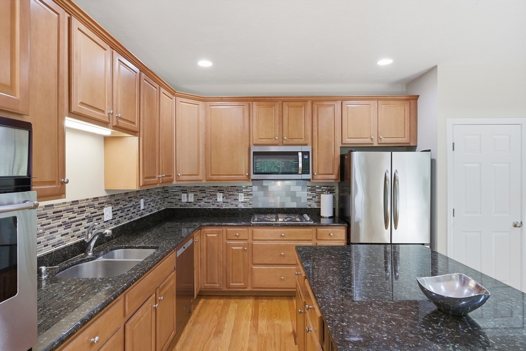 12 Minuteman Lane # 6 Property Photo 17