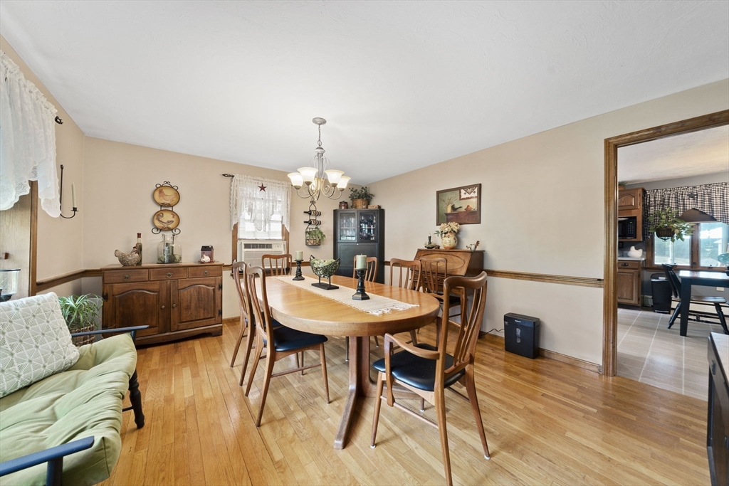 11 Leonard St Property Photo 14