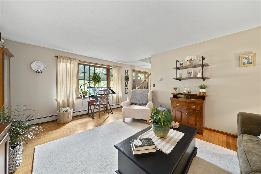 11 Leonard St Property Photo 16