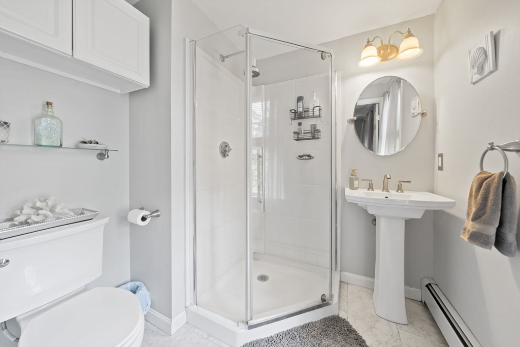11 Leonard St Property Photo 19