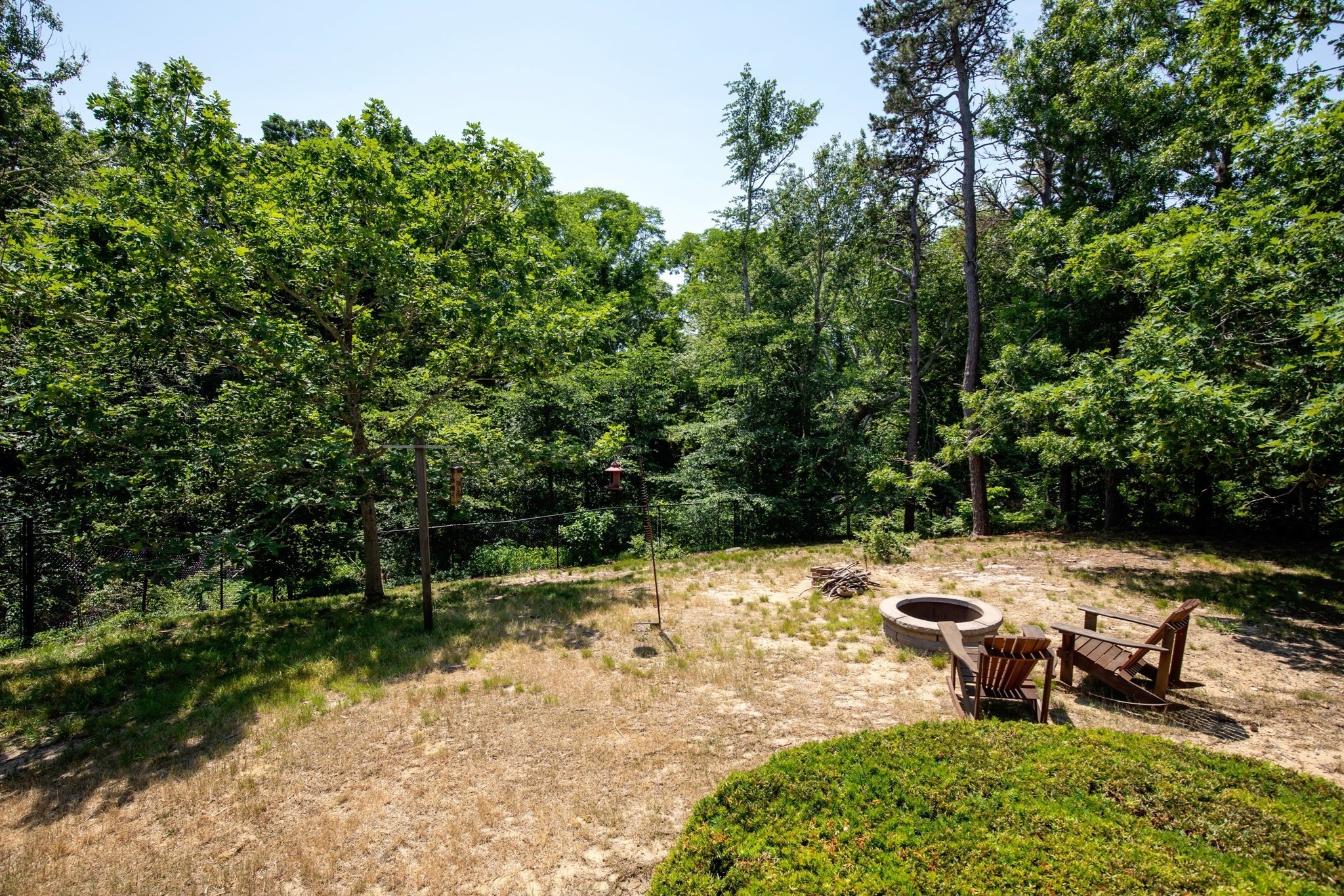 90 Village Ln Property Photo 31