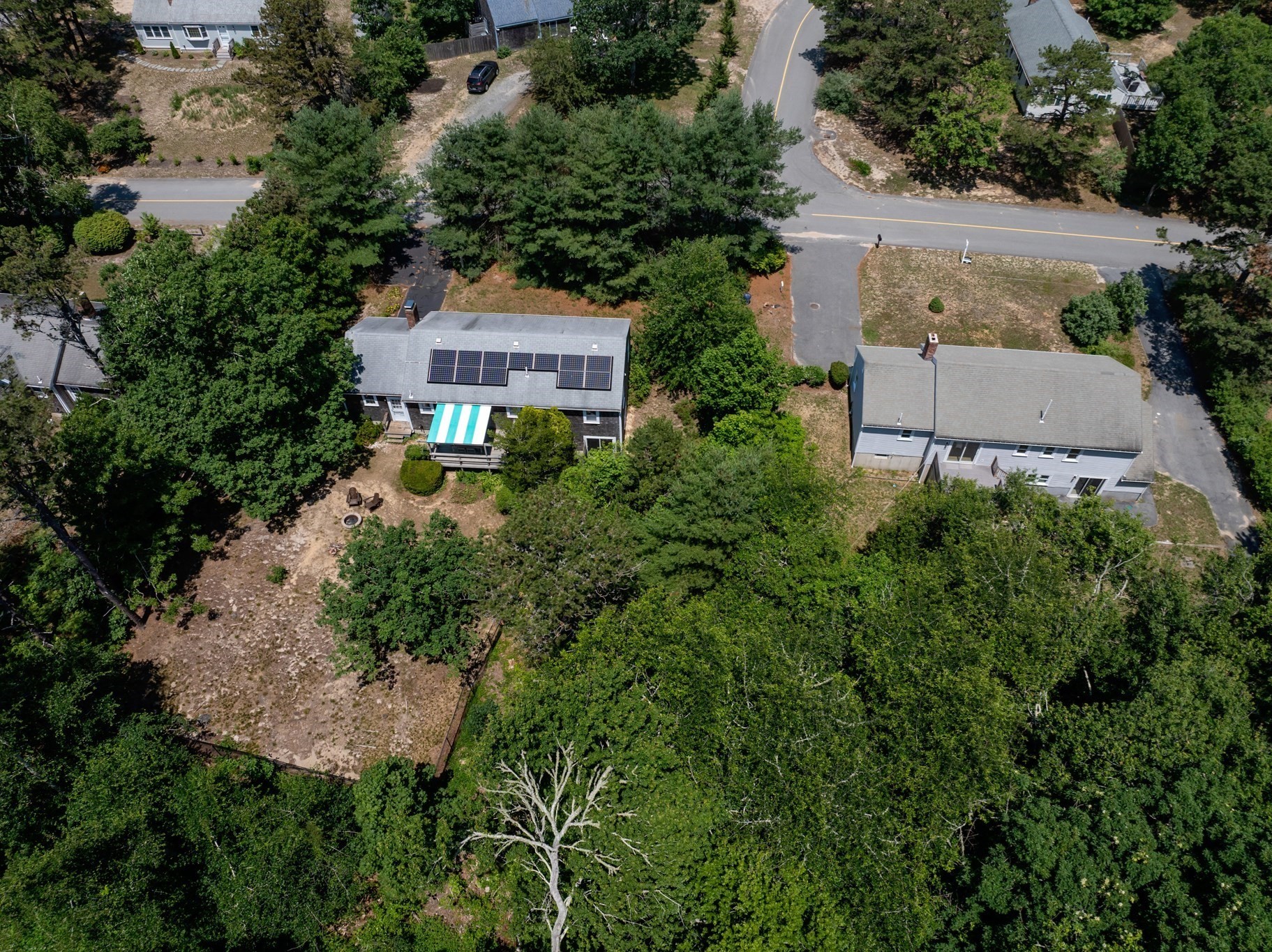 90 Village Ln Property Photo 36