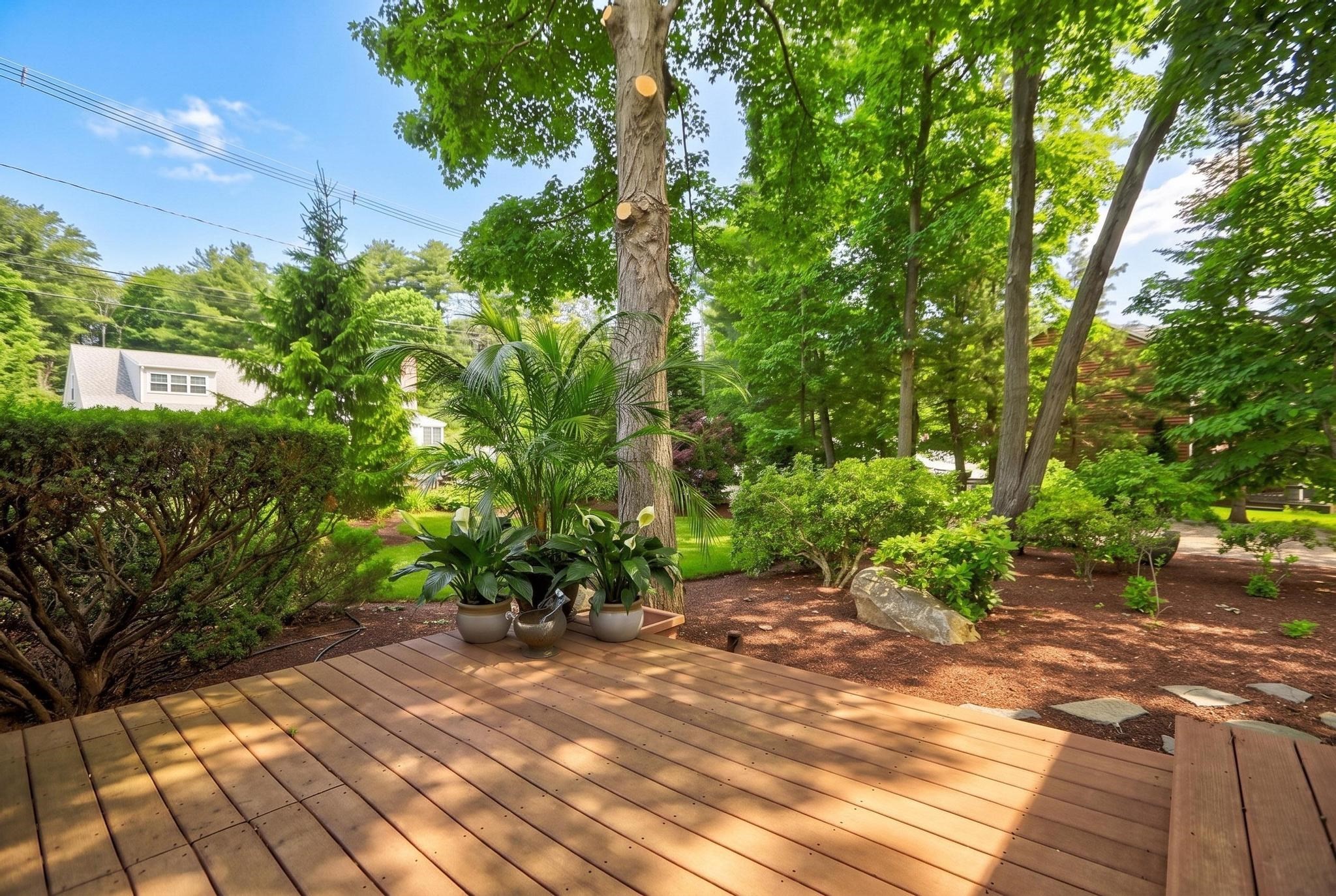 129 Pearl Street Property Photo 4