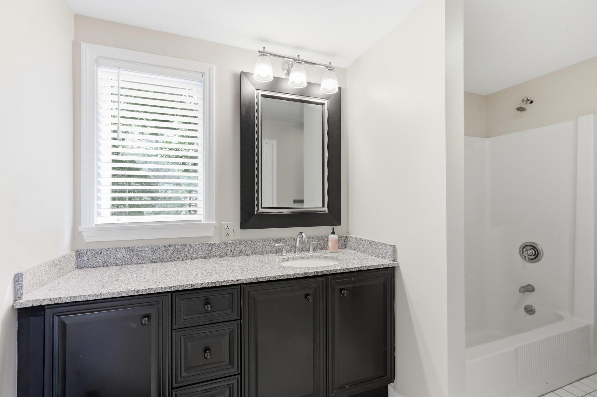 129 Pearl Street Property Photo 30