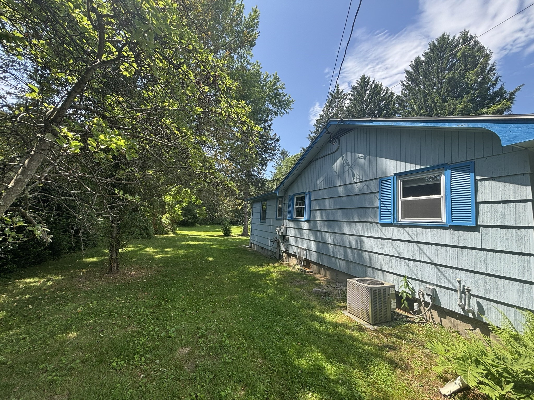 39 Huntington Rd Property Photo 4