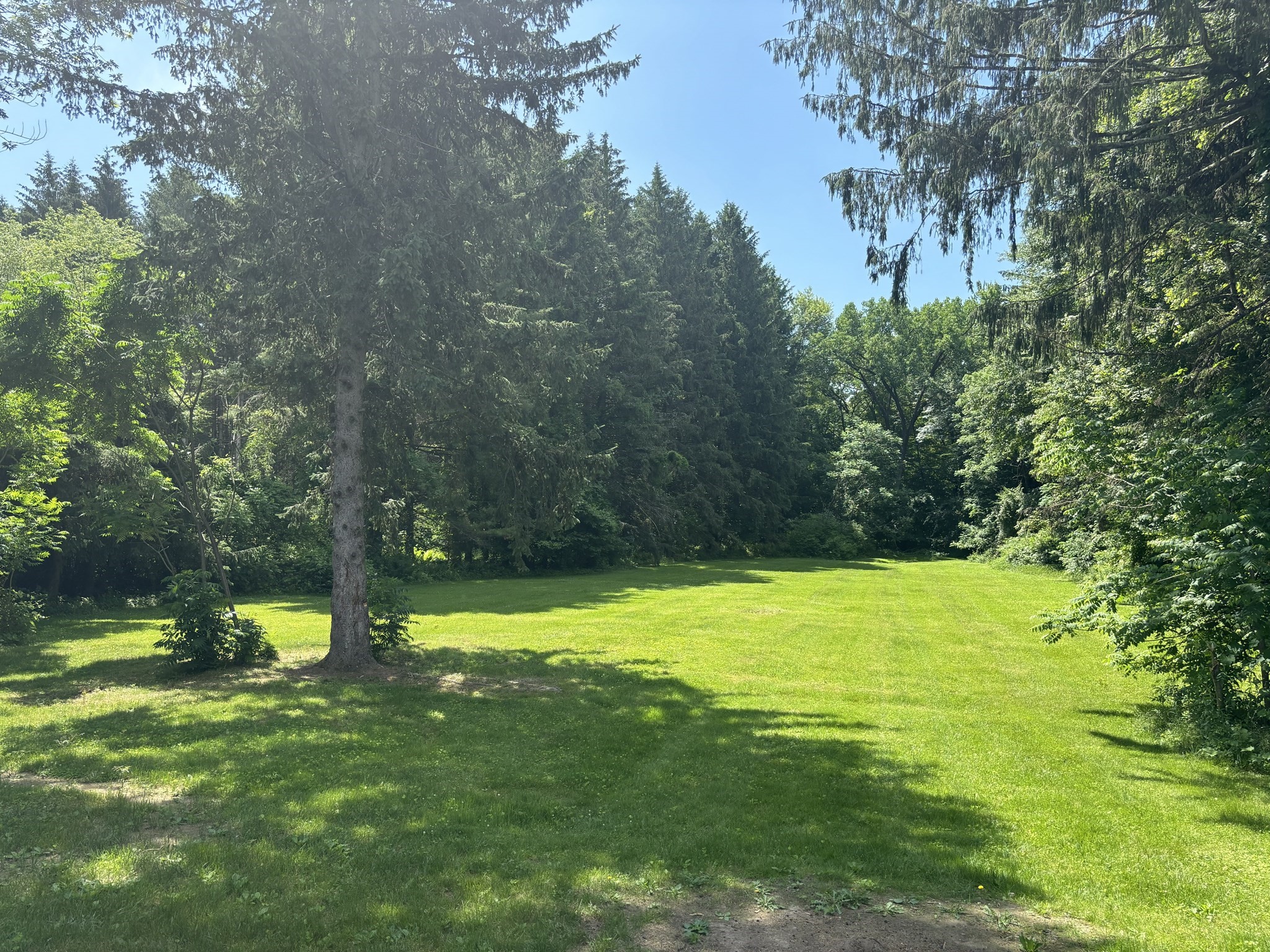 39 Huntington Rd Property Photo 5