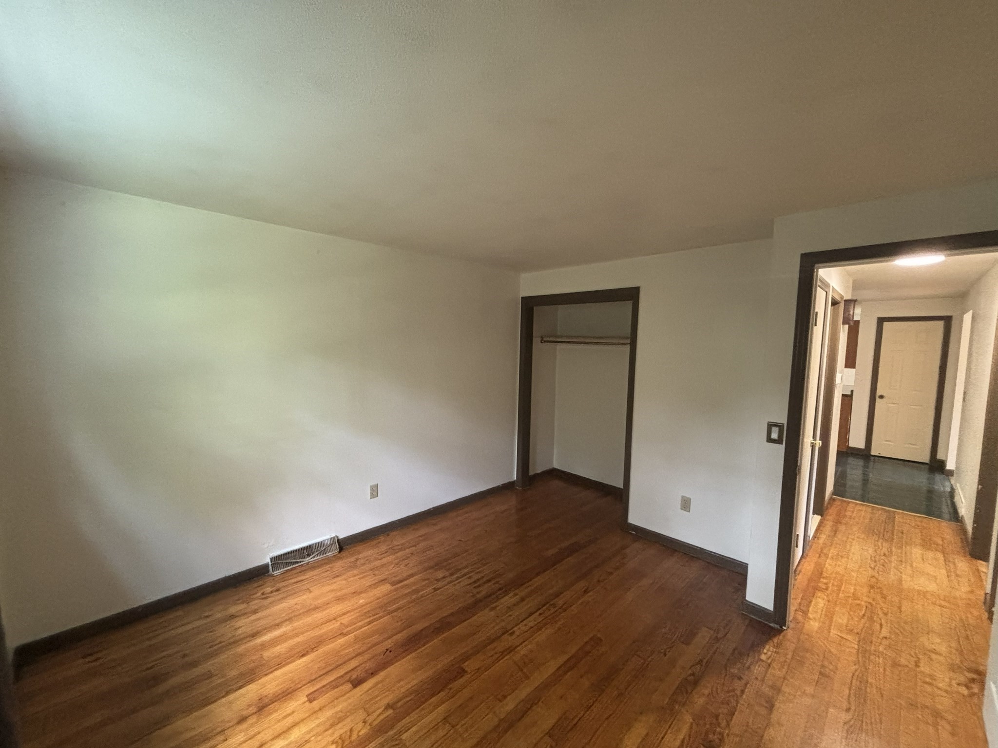 39 Huntington Rd Property Photo 18
