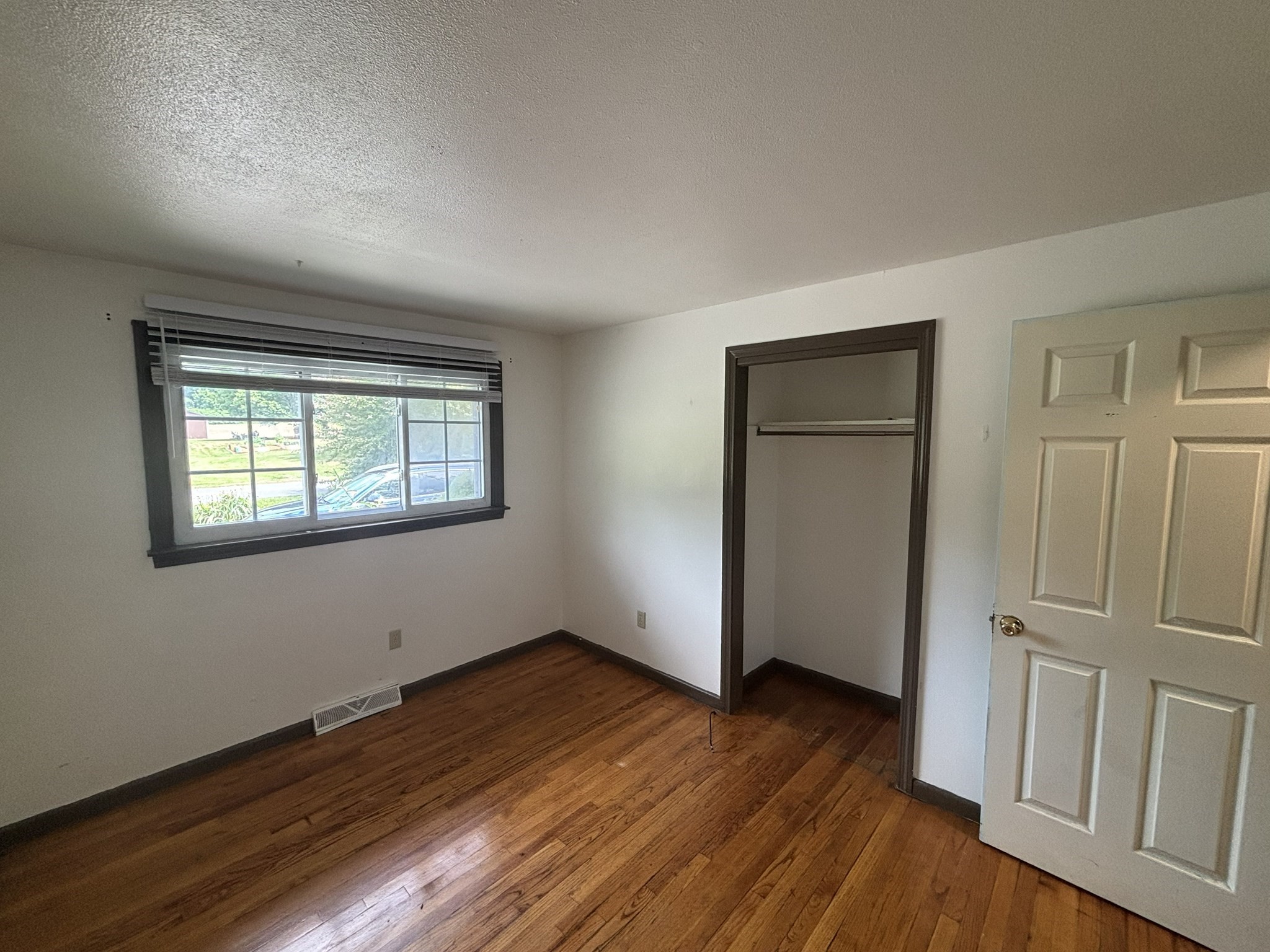 39 Huntington Rd Property Photo 20