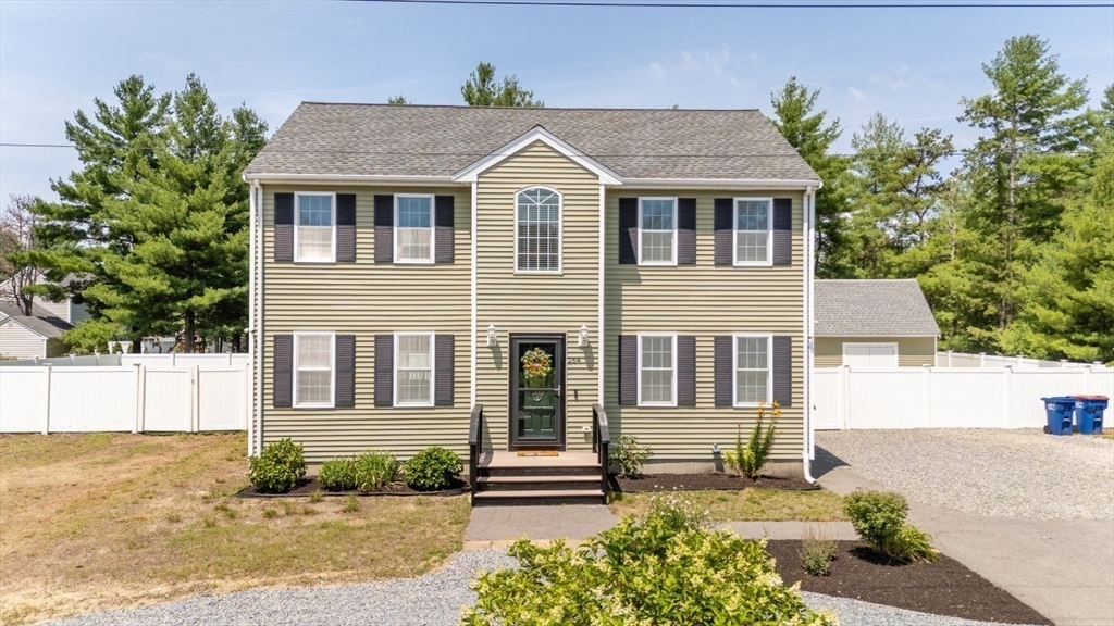 264 Charge Pond Rd Property Photo 1
