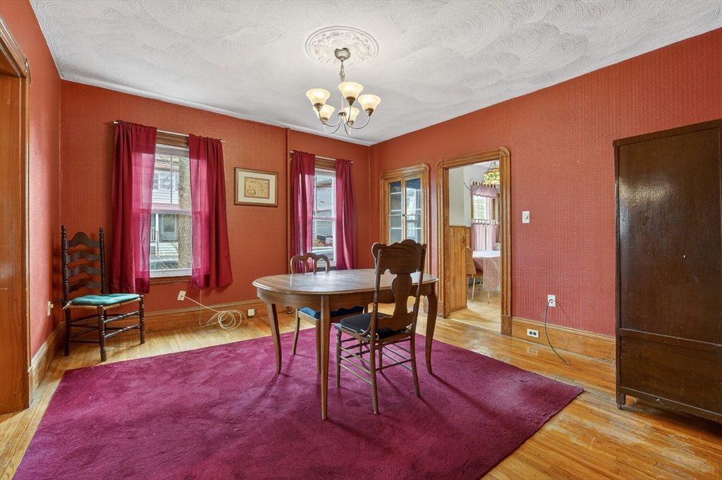 326 Summer St Property Photo 14