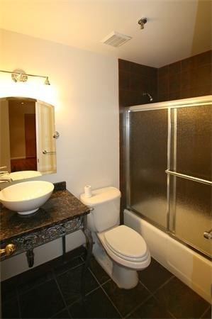 350 North # 202 Property Photo 6