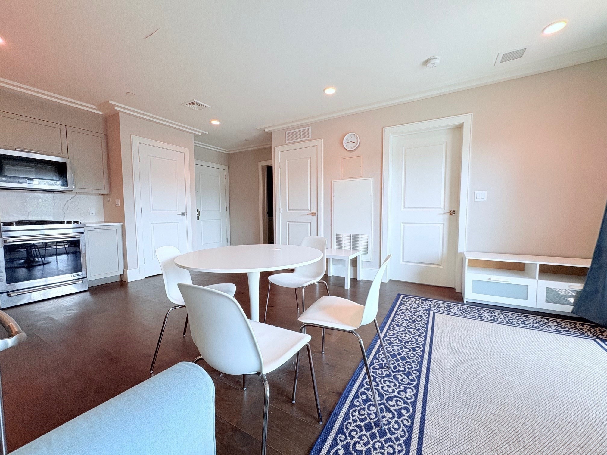 214 Market St # 405 Property Photo 11