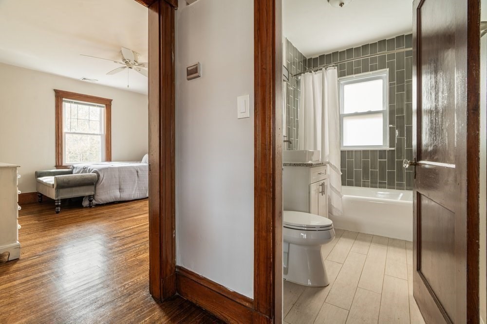 36-38 Saint Gregory # 2 Property Photo 29