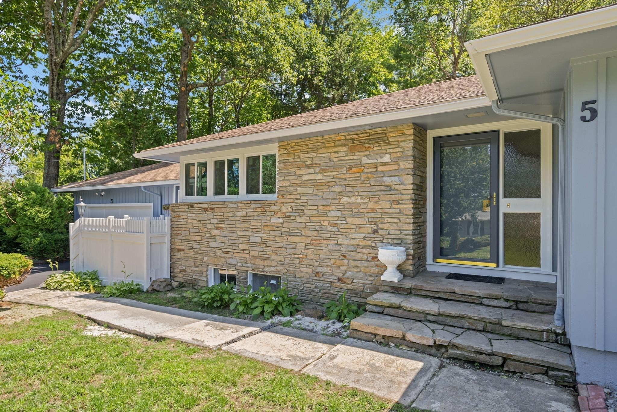 5 Woodland Drive Property Photo 1