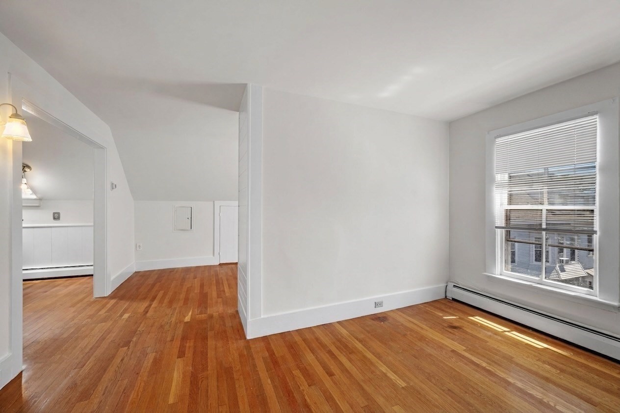 9 Boardman St # 3 Property Photo 6