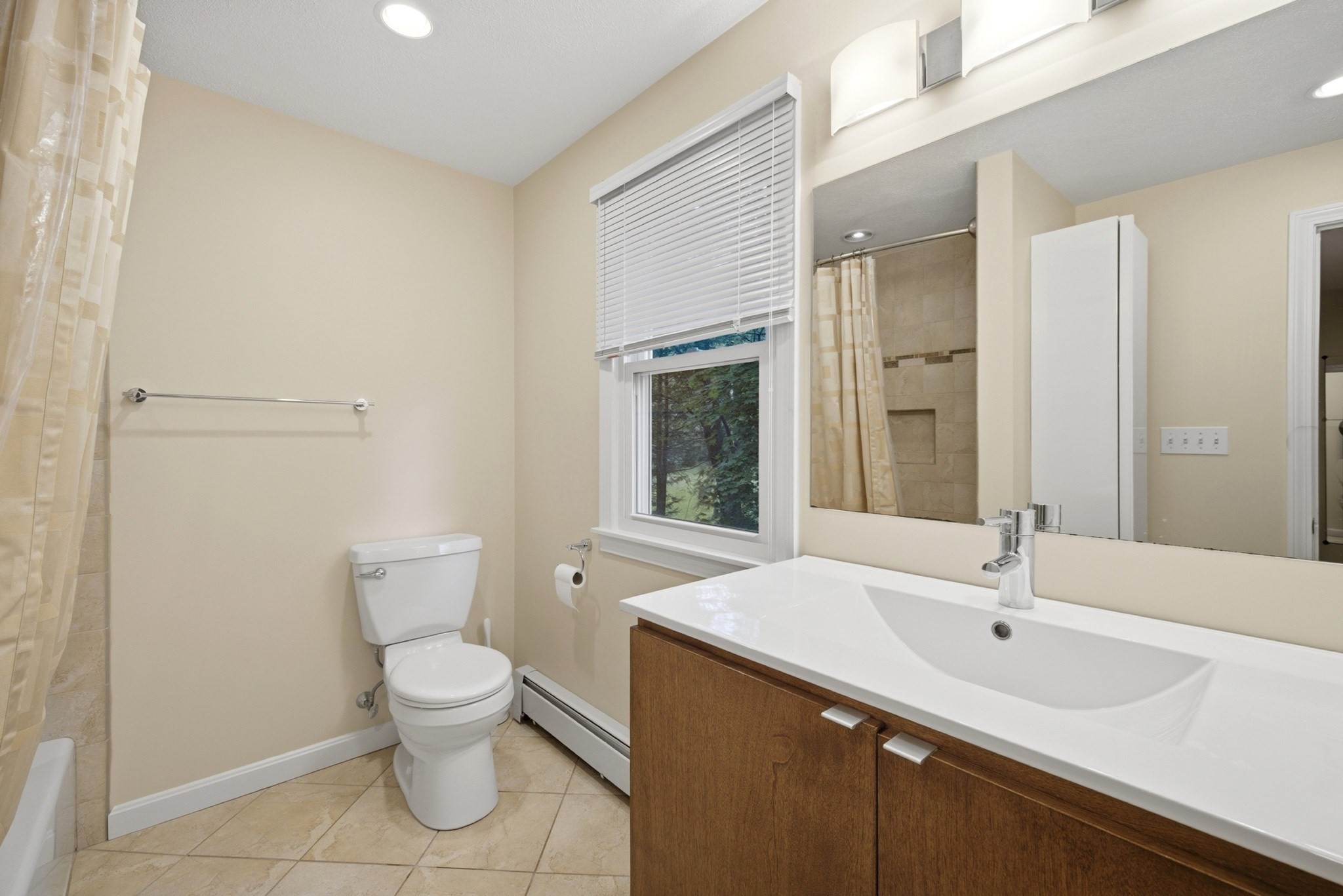 101 Winter Street Property Photo 21