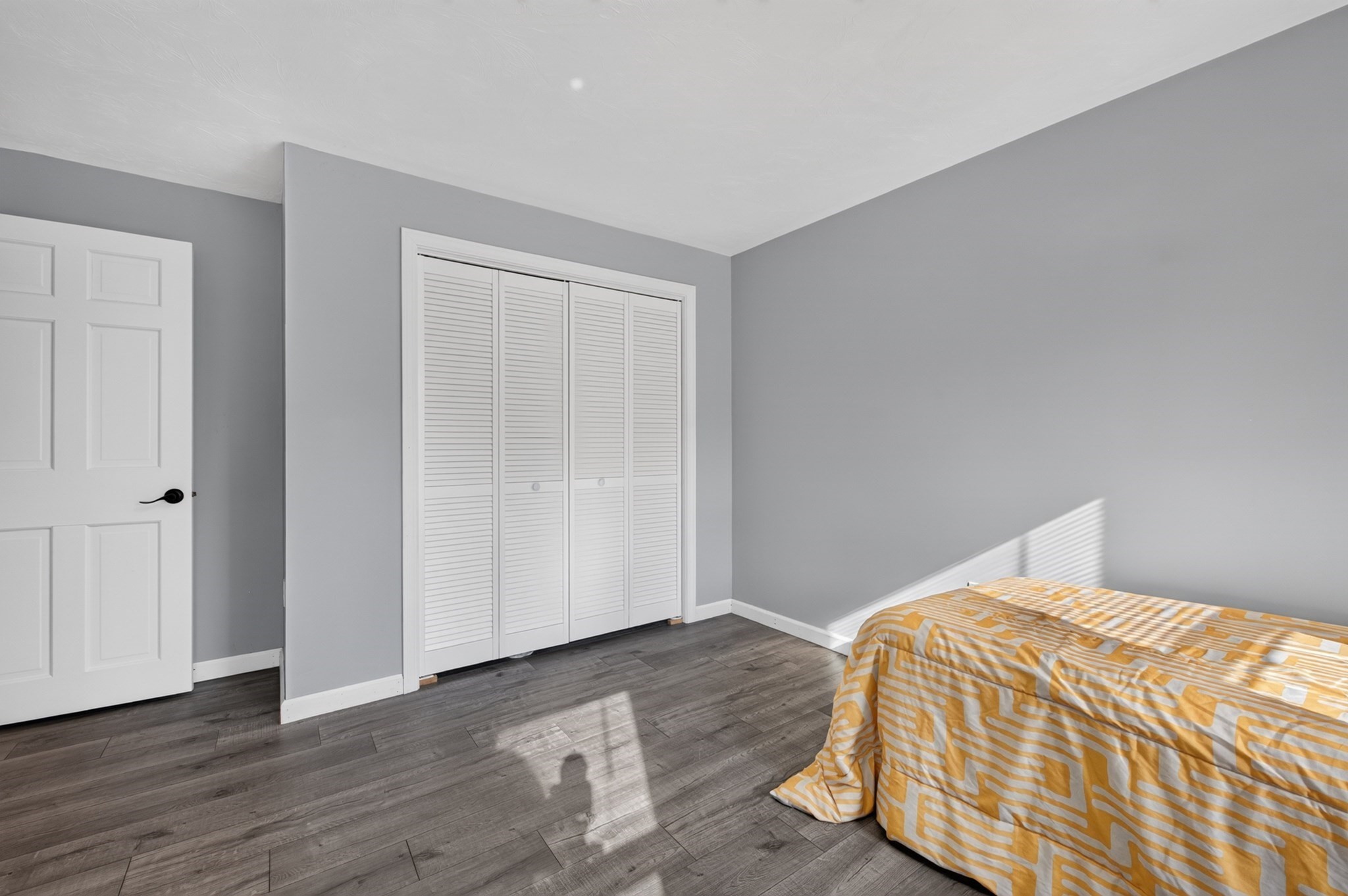 8 Marks Way Property Photo 15