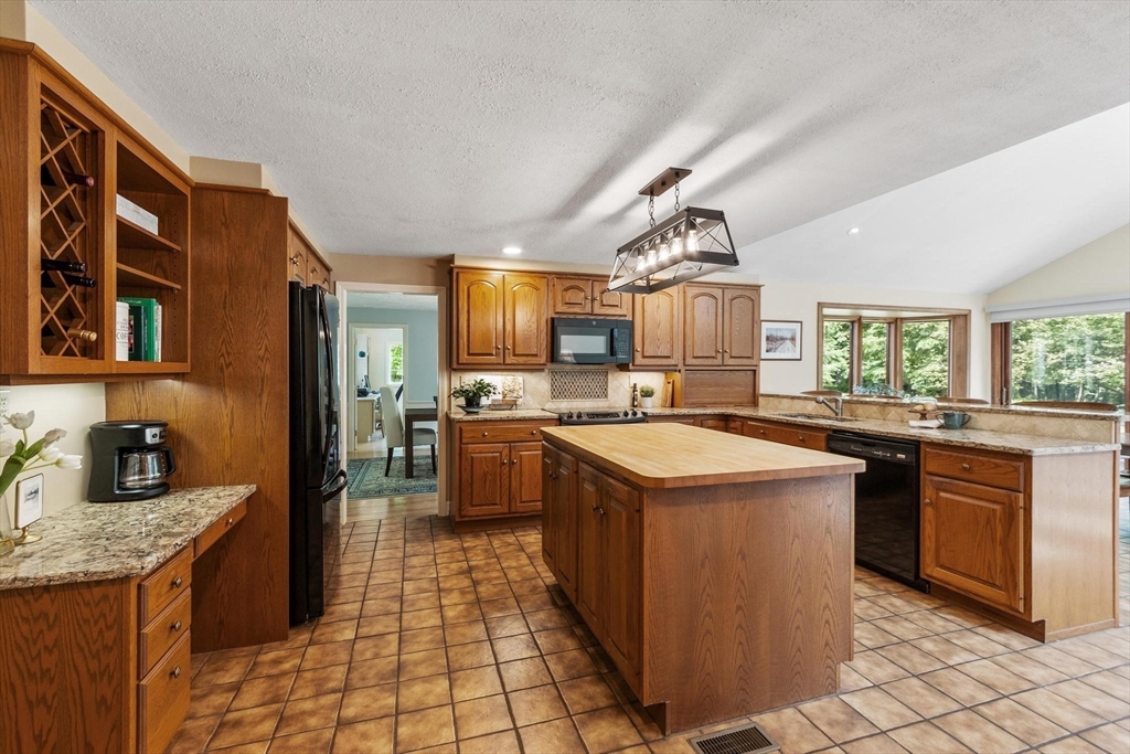 105 Slough Property Photo 12