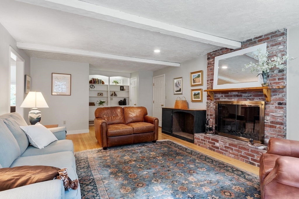 105 Slough Property Photo 21