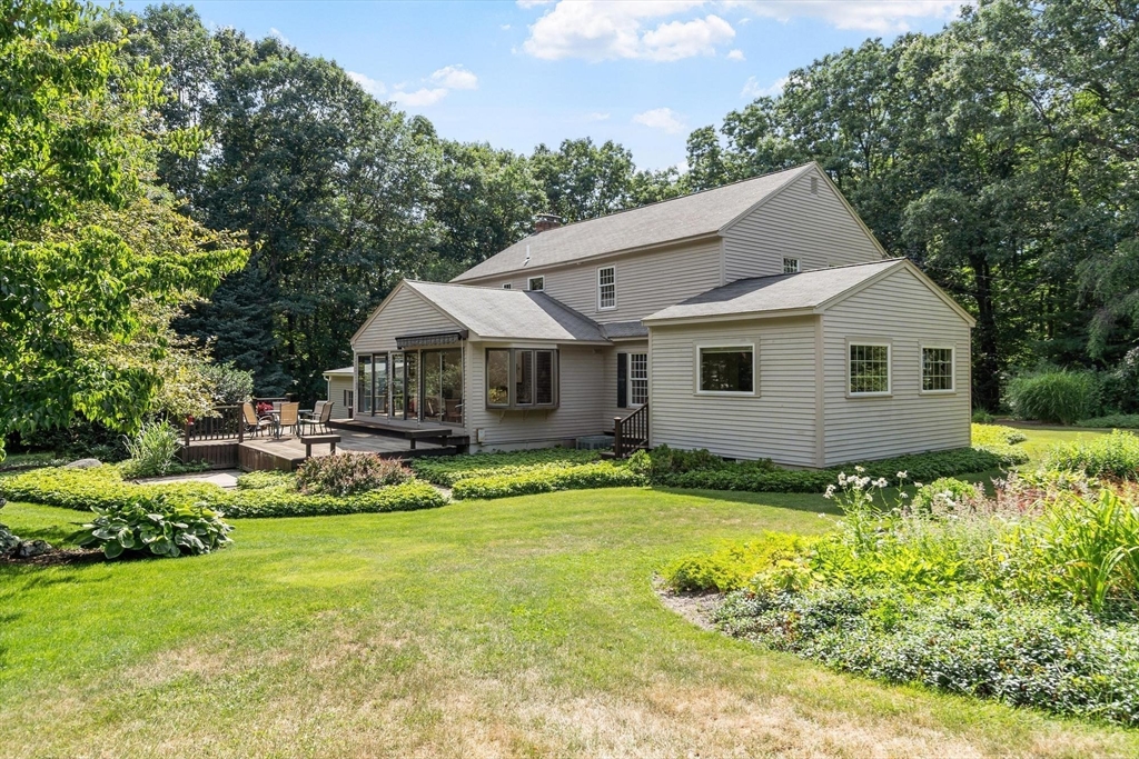 105 Slough Property Photo 33