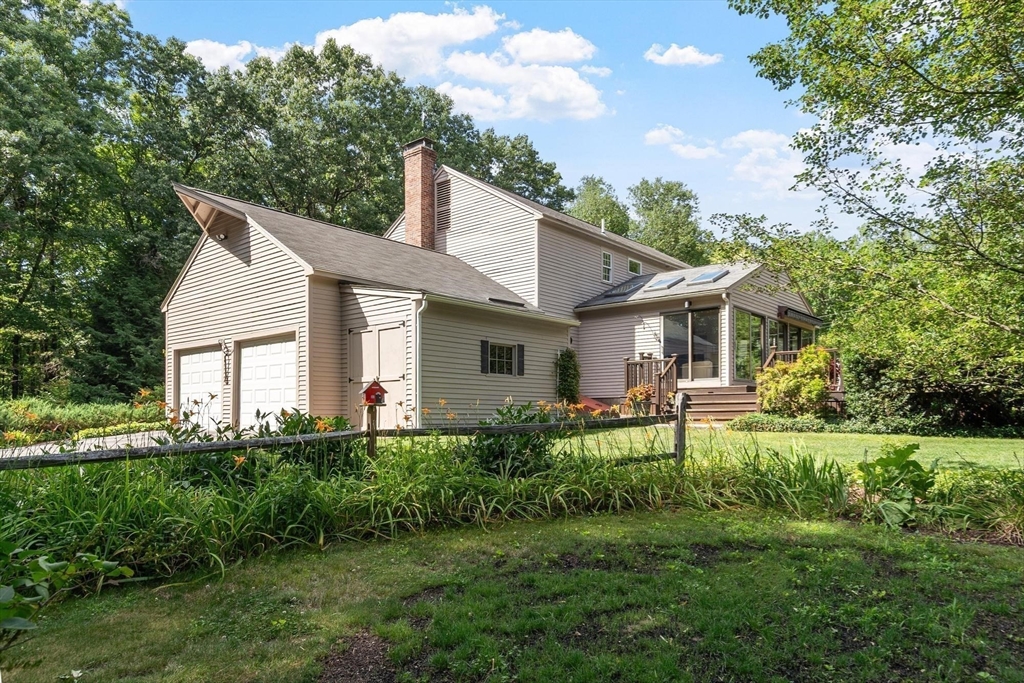 105 Slough Property Photo 34