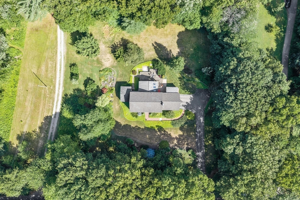 105 Slough Property Photo 37