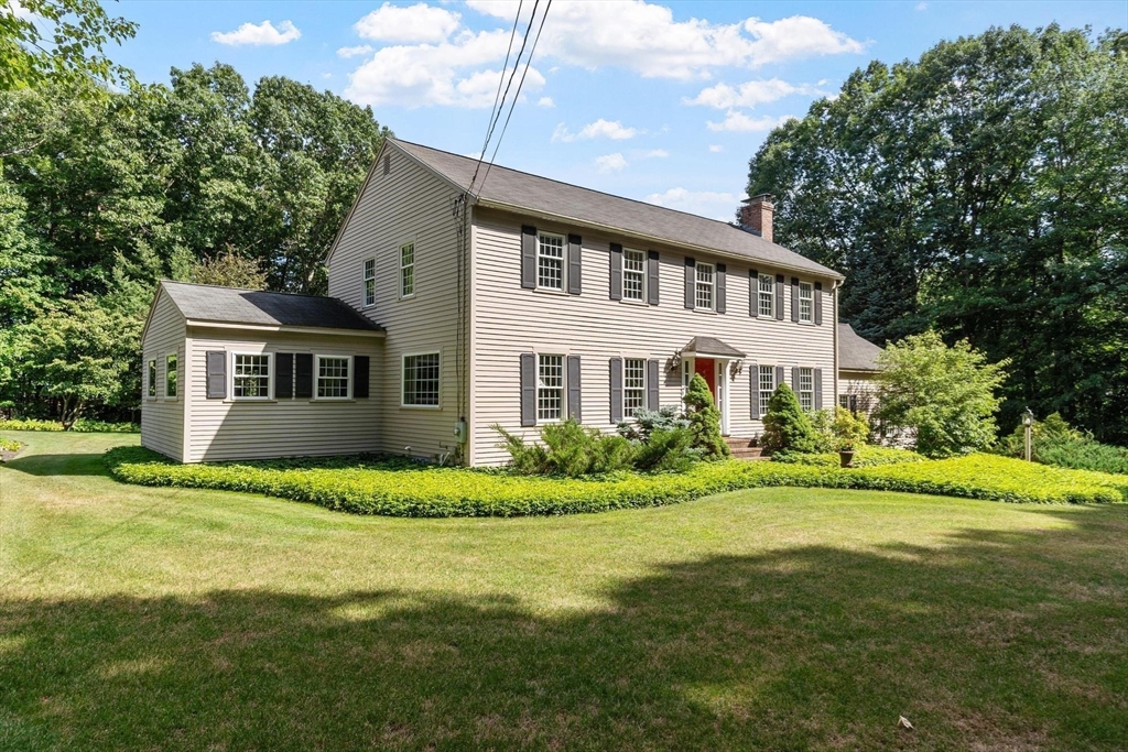 105 Slough Property Photo 38