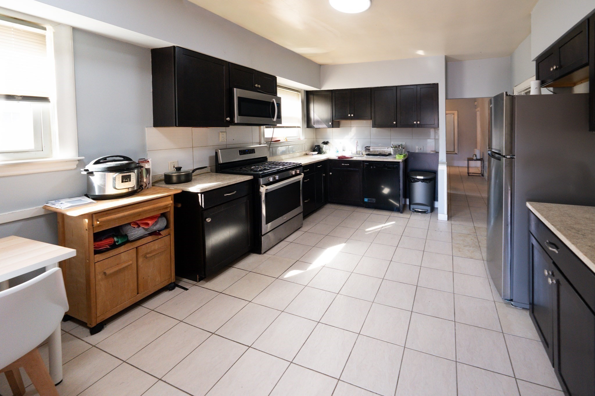 27 Wave Ave # C Property Photo 9