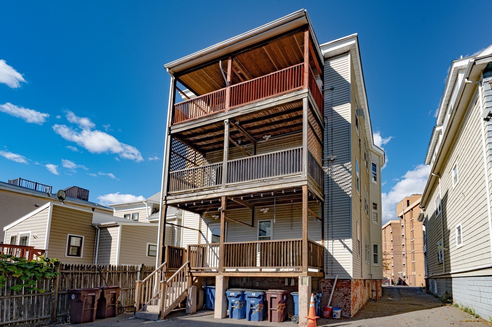 27 Wave Ave # C Property Photo 20