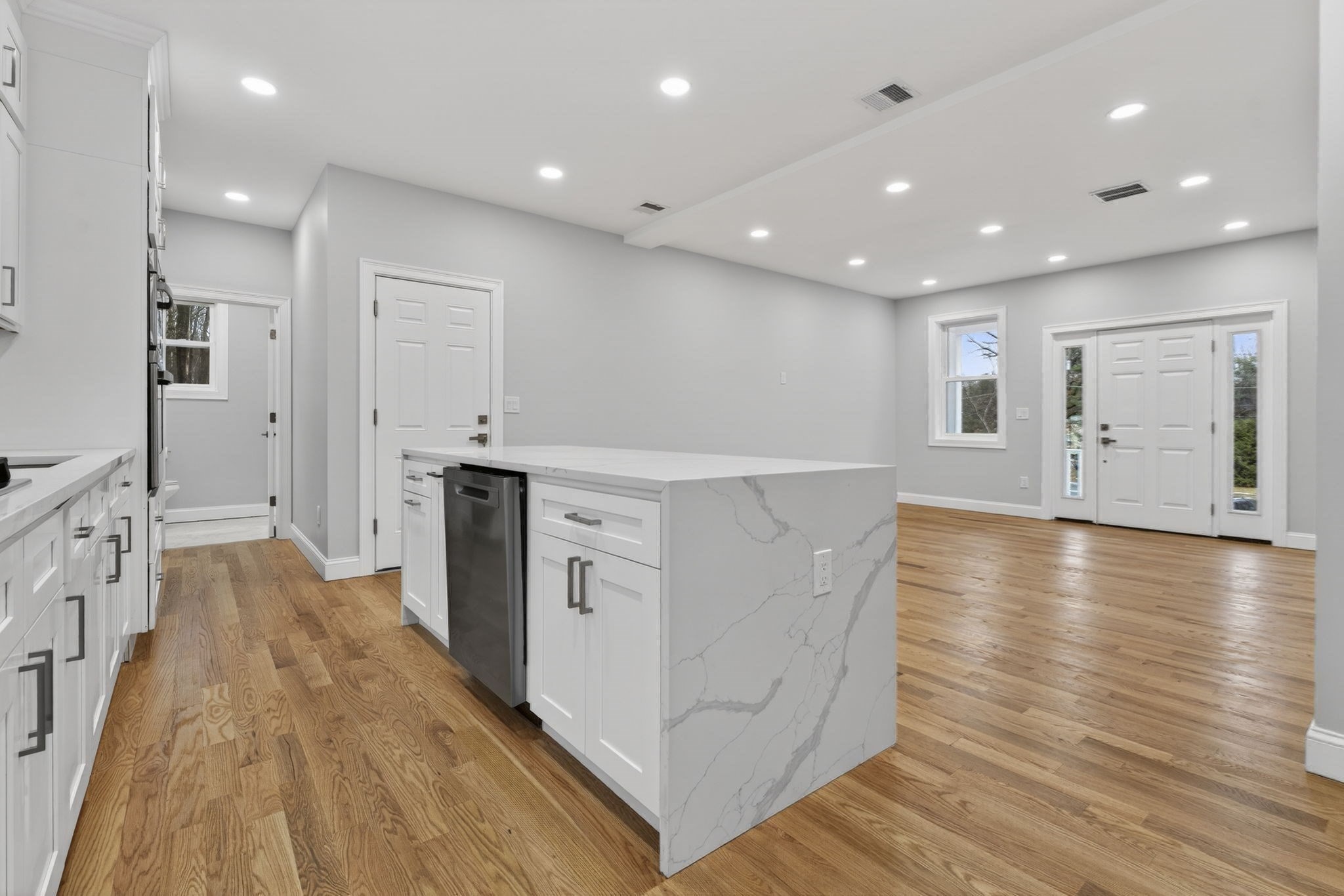 72 Westborough Rd # 1 Property Photo 10