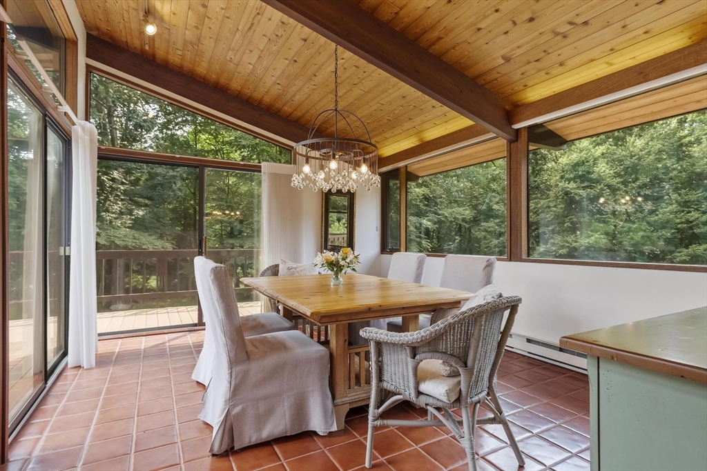 64 Woodside Rd Property Photo 11
