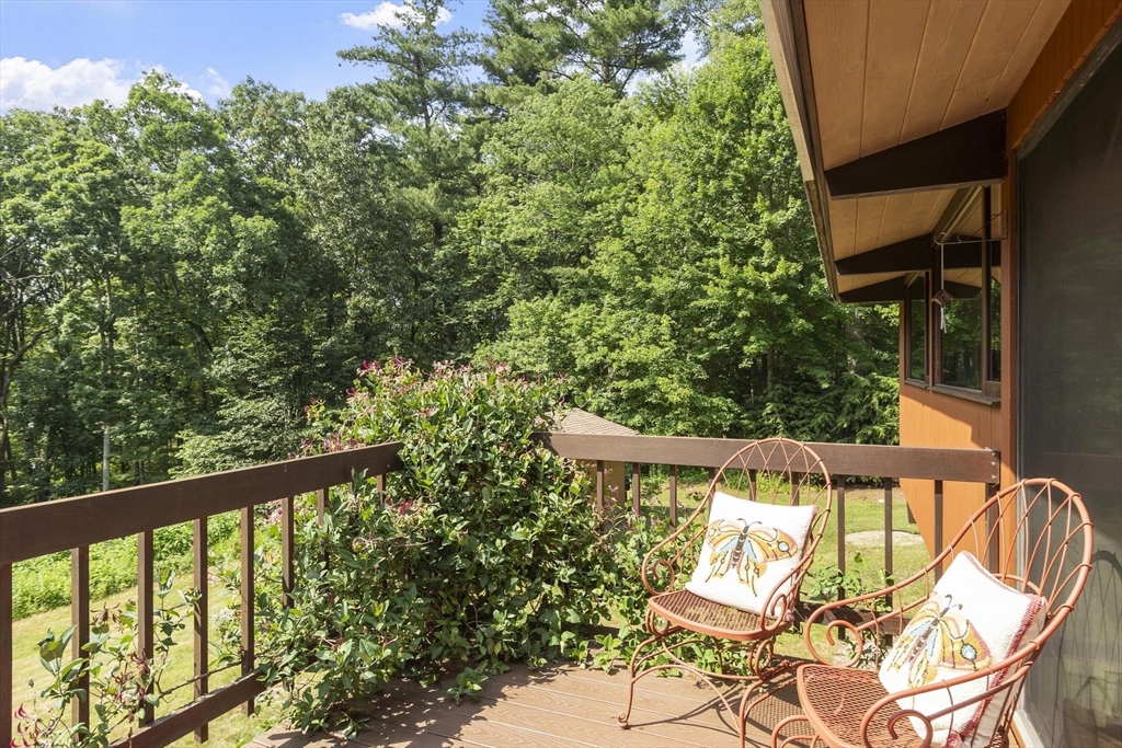 64 Woodside Rd Property Photo 22
