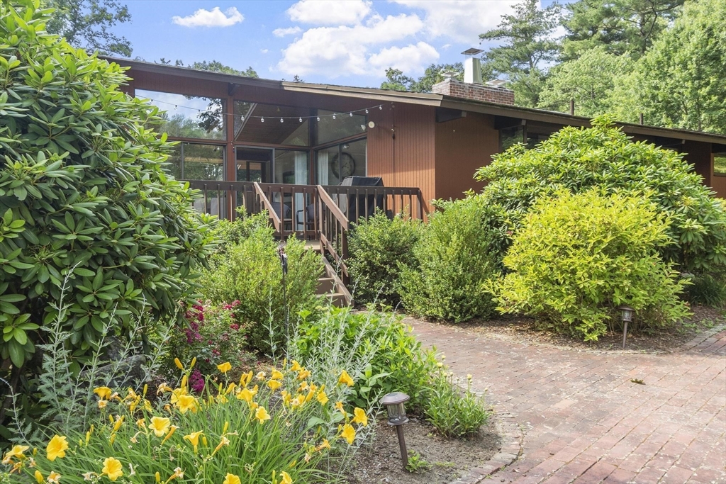 64 Woodside Rd Property Photo 27