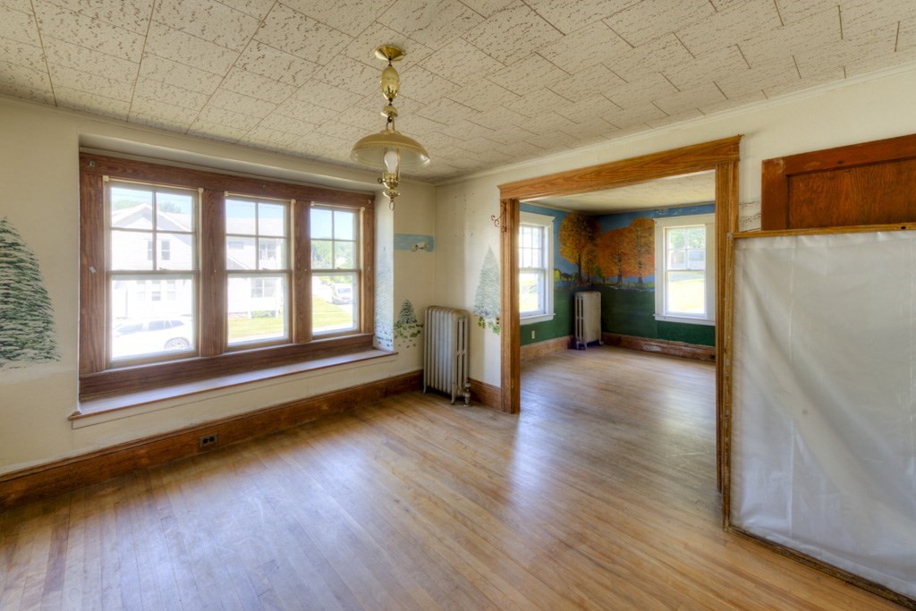 17 Hunnewell Rd Property Photo 8