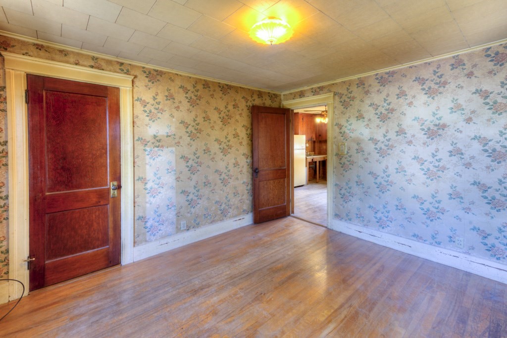 17 Hunnewell Rd Property Photo 18