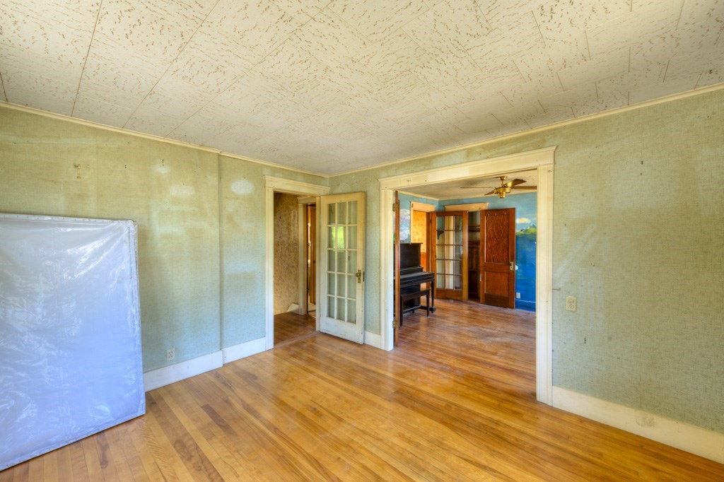 17 Hunnewell Rd Property Photo 20