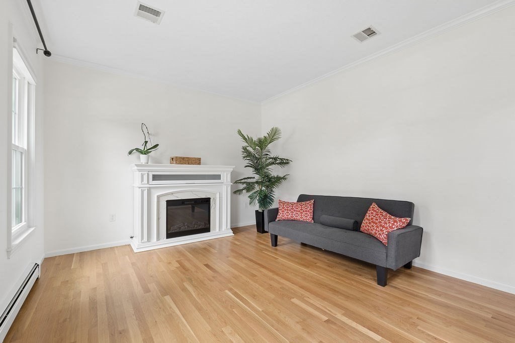 43 Northern Spy Rd Property Photo 7