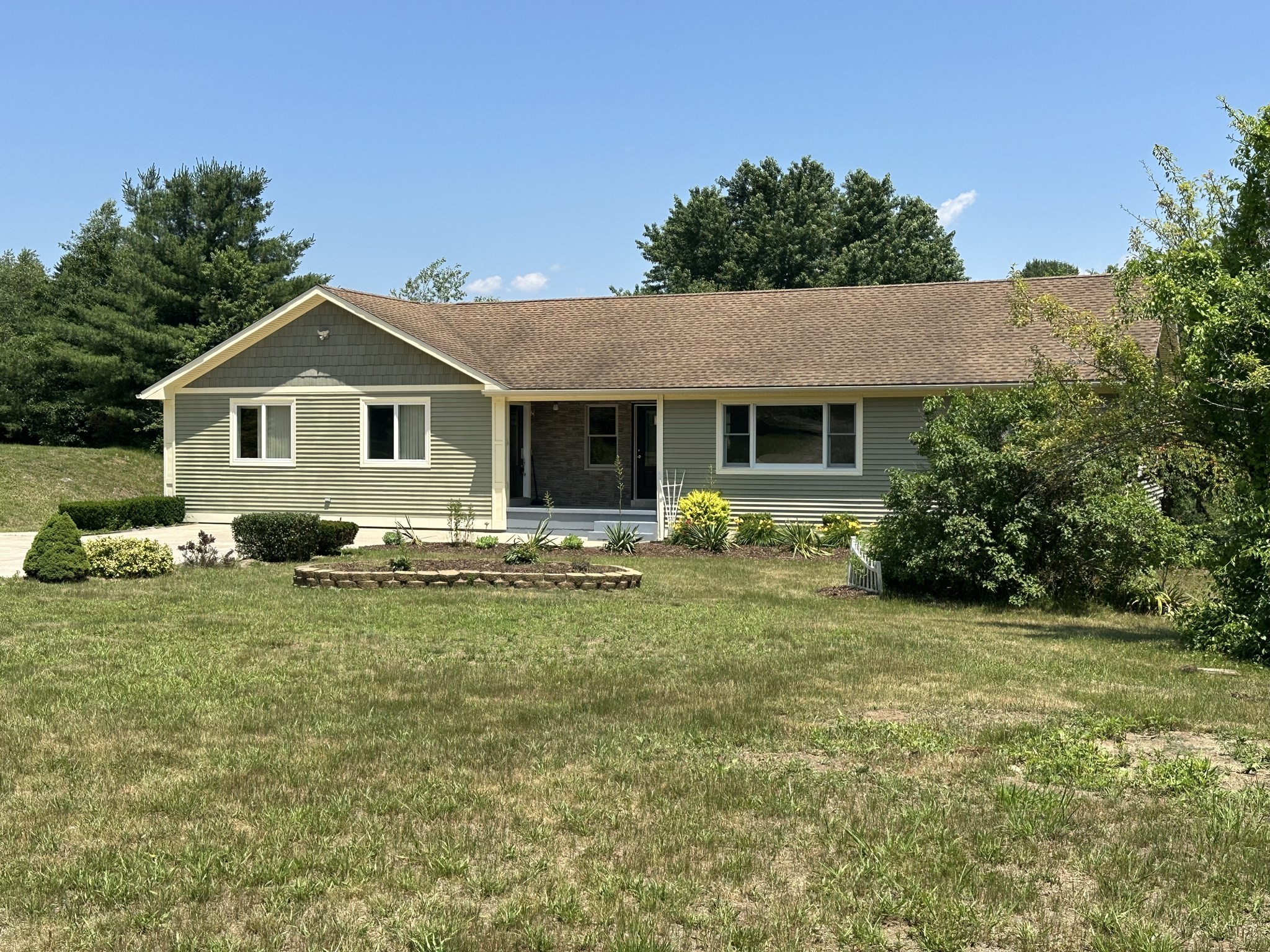 72 Stafford Road Property Photo 3
