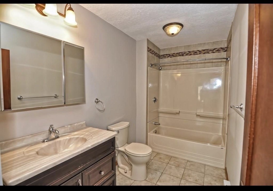 278 Greenwood St # 2 Property Photo 18