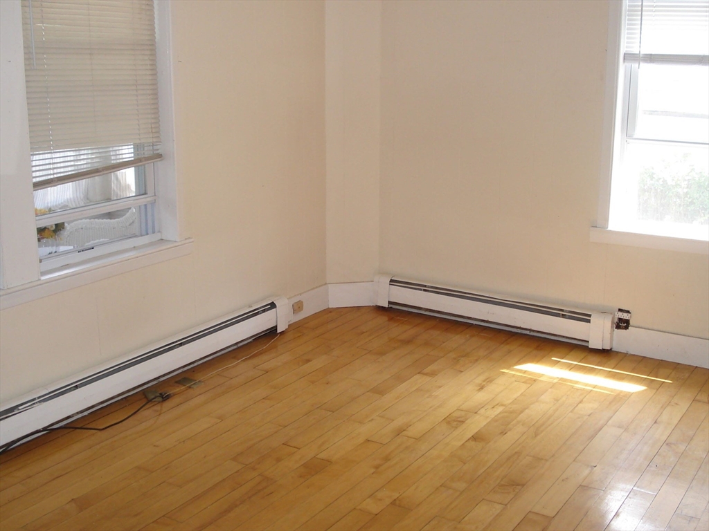 17 Tampa St Property Photo 15
