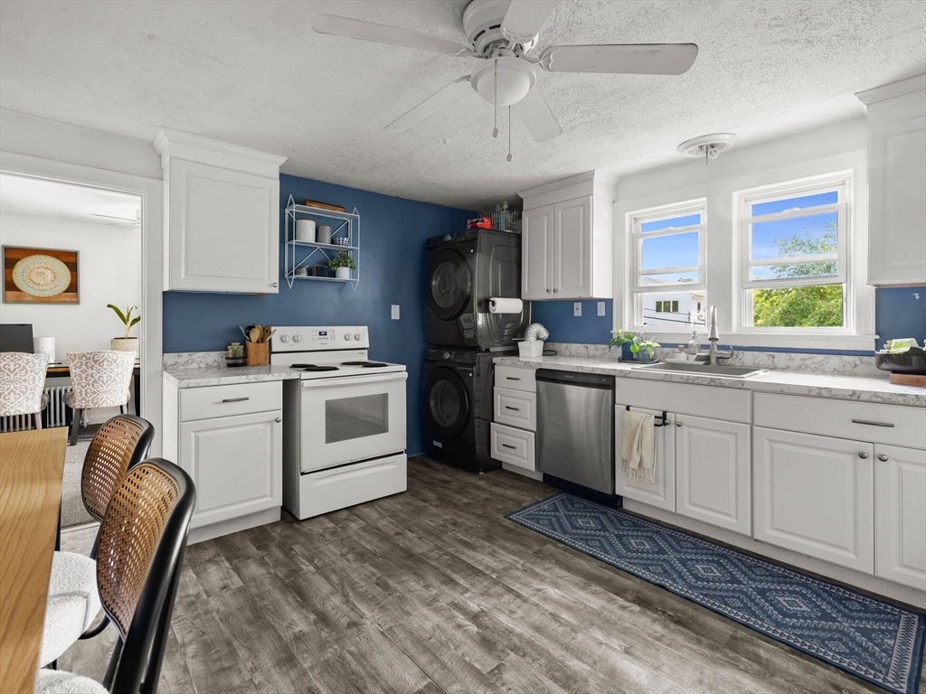 17 Tampa St Property Photo 19