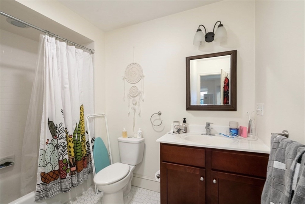 85 Fort Ave # 2 Property Photo 11