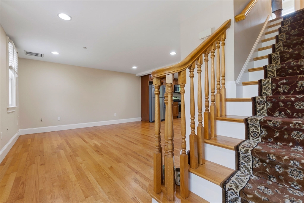 10 Friend Ct # 3 Property Photo 13