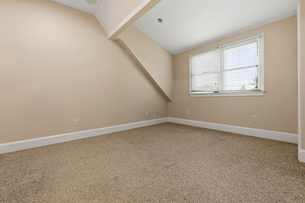 10 Friend Ct # 3 Property Photo 17