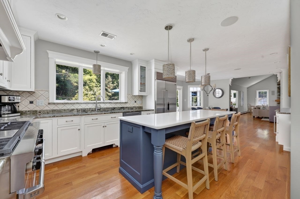 60 Old Oaken Bucket Rd Property Photo 4