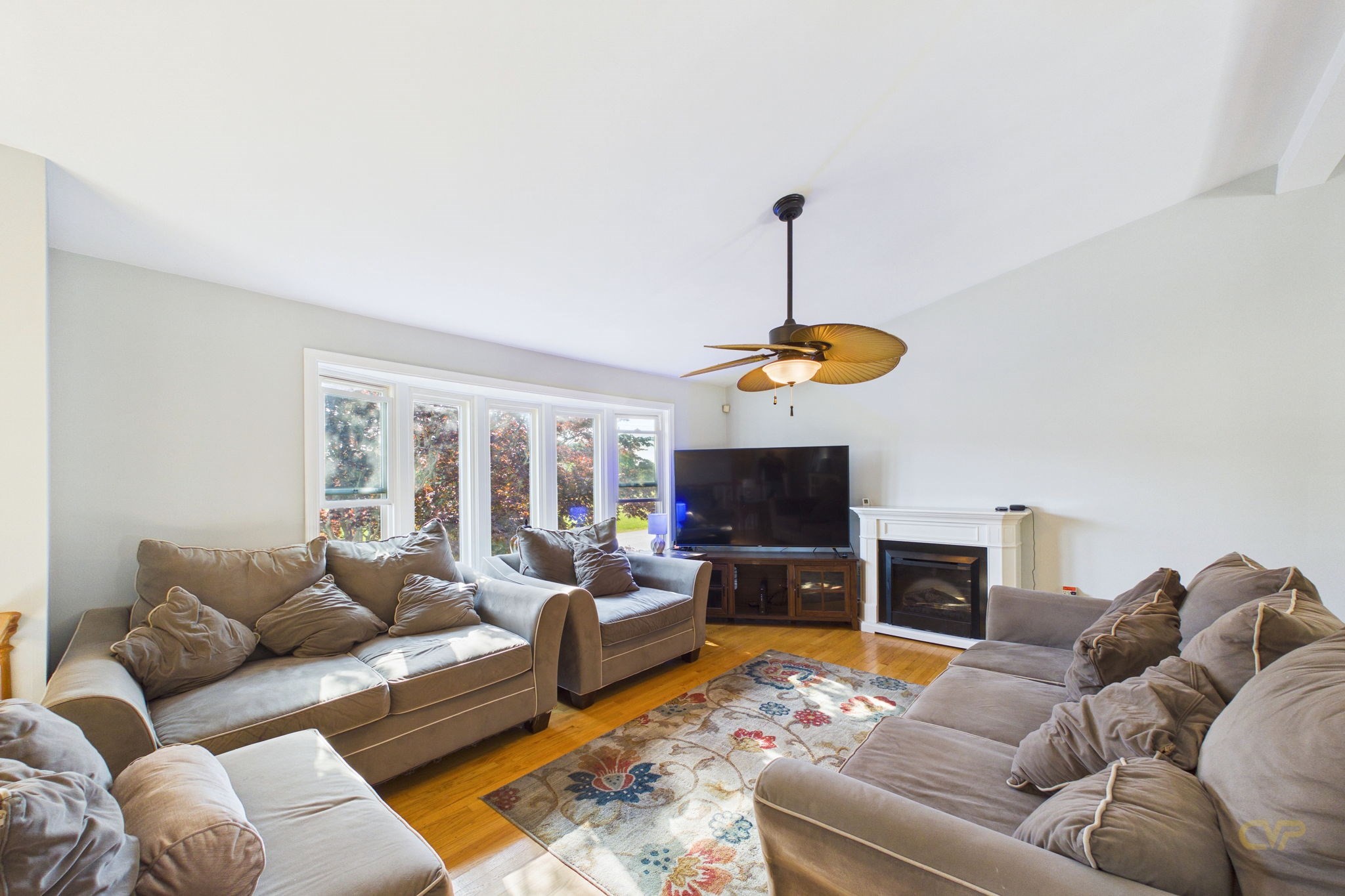 6 Lighthouse Ln Property Photo 6