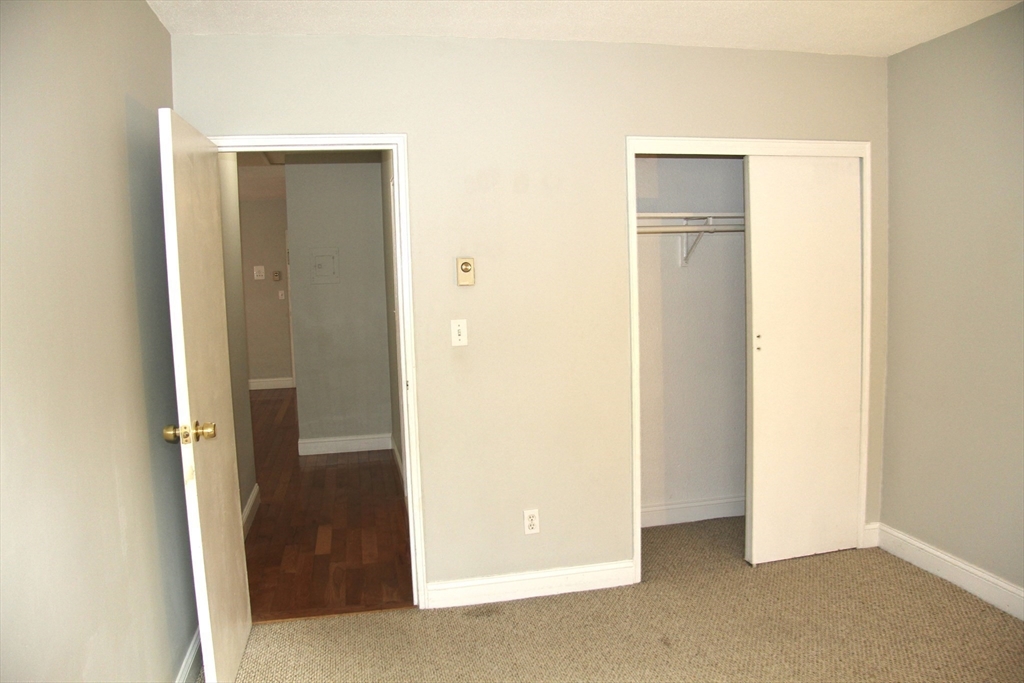 75 Nicholas Rd # G Property Photo 18