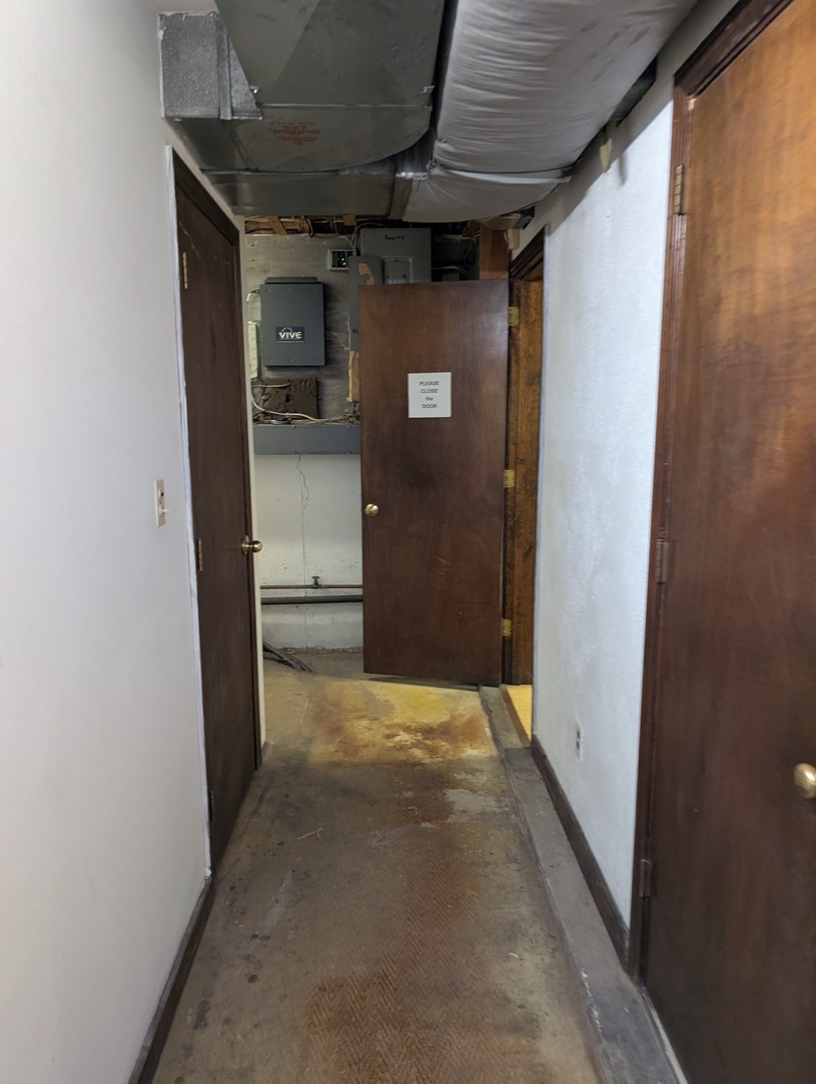 100 Davis St Property Photo 22