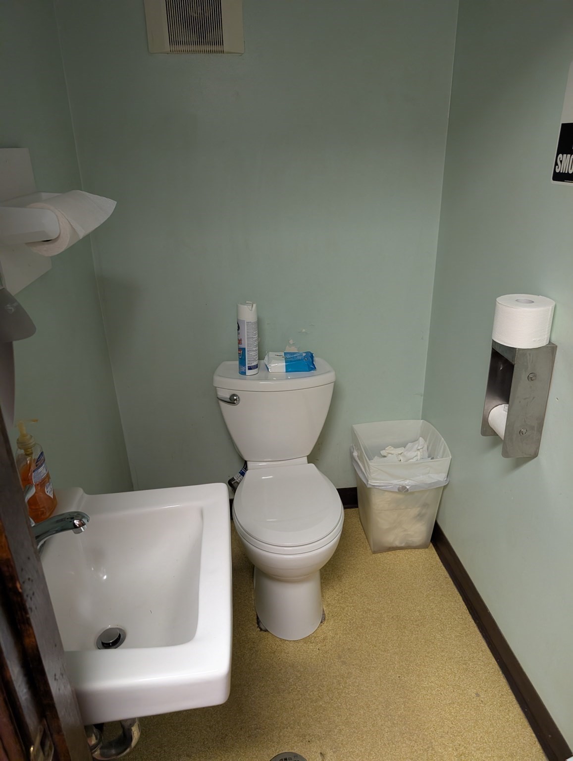 100 Davis St Property Photo 24
