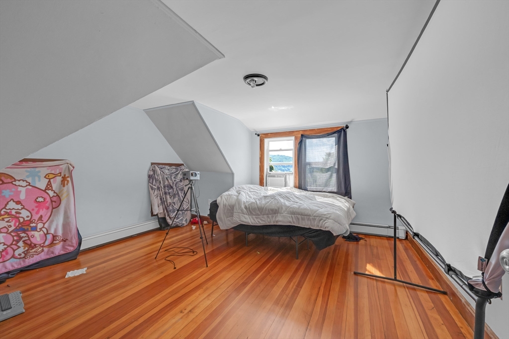 18 Mount Vernon St Property Photo 10